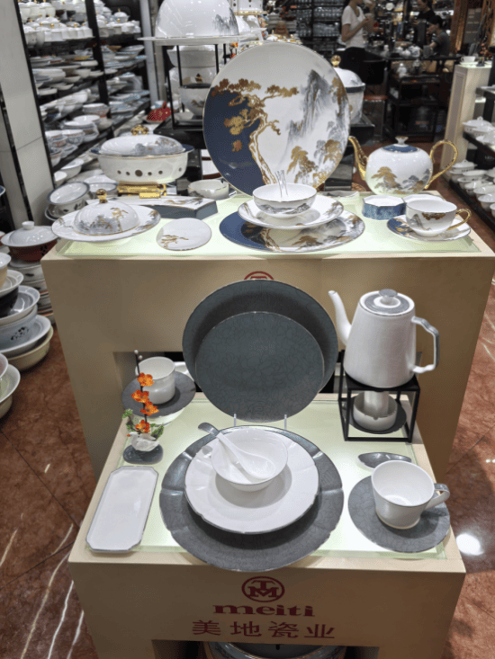 艺术重塑餐饮美学引领酒店用品行业革新mg不朽情缘游戏平台美地品牌：以陶瓷