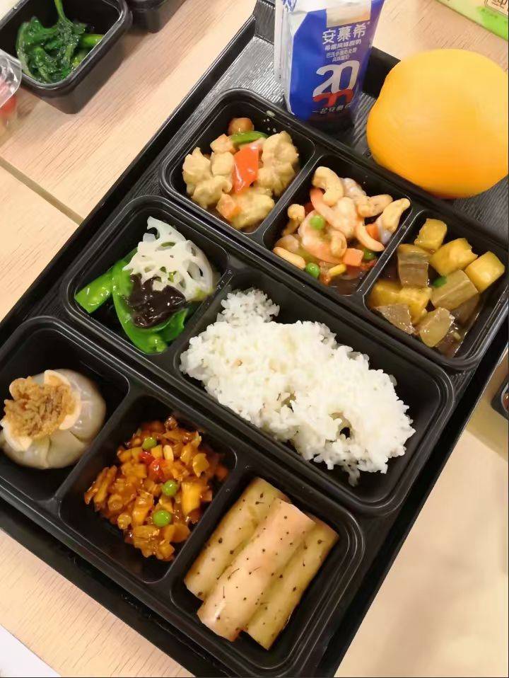 饭堂承包与公司工作餐解决方案专业高效定制化餐饮服务MG不朽情